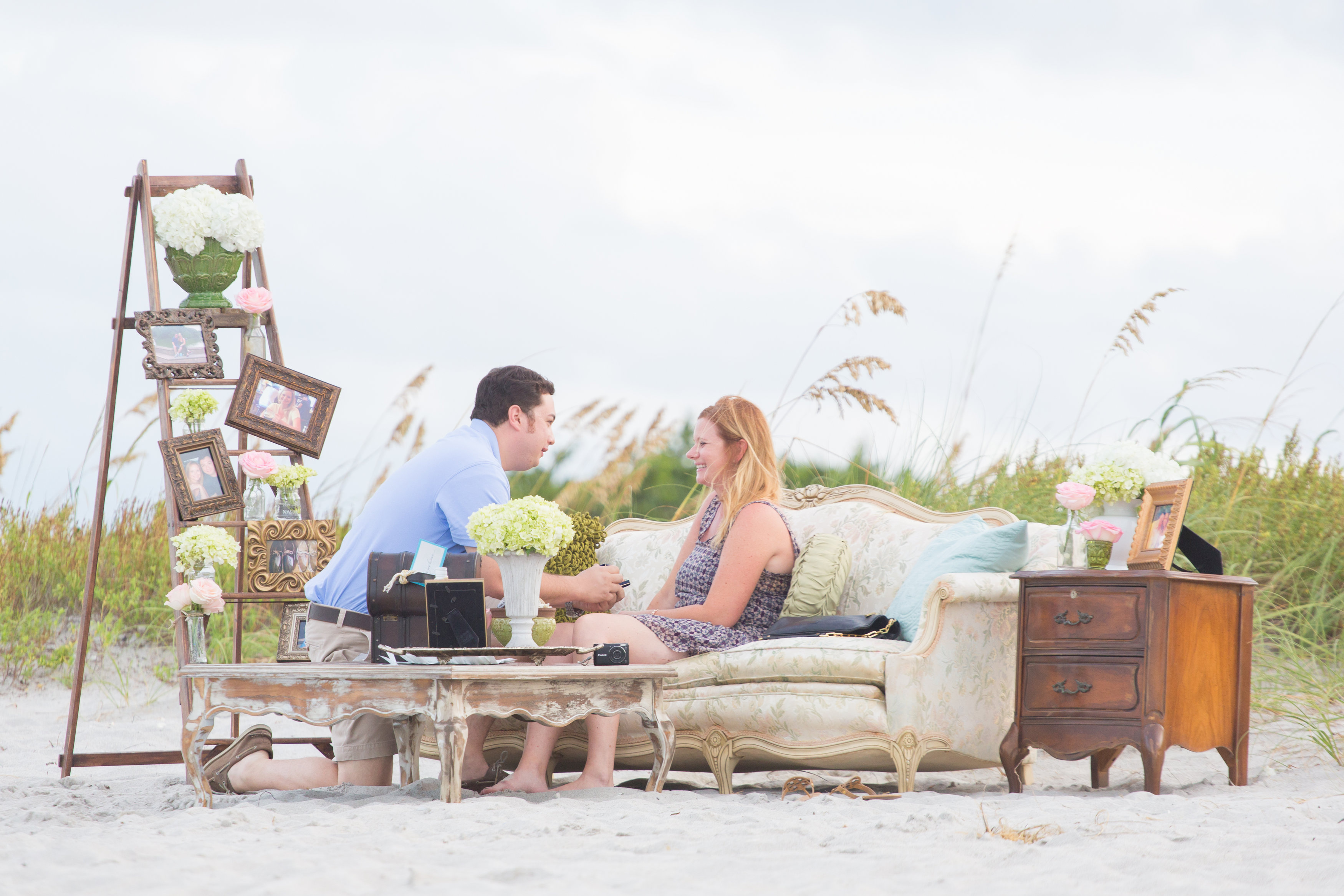 man proposes on beach in Miami